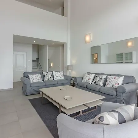 Vila Isabella, Luxury With Heated Pool Ocean View In Adeje, Tenerife