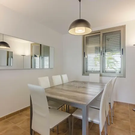 Villa Isabella, Luxury With Heated Pool Ocean View In Adeje, Tenerife Costa Adeje
