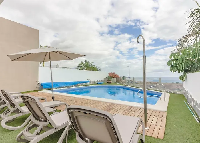 Isabella, Luxury With Heated Pool Ocean View In Adeje, Tenerife *