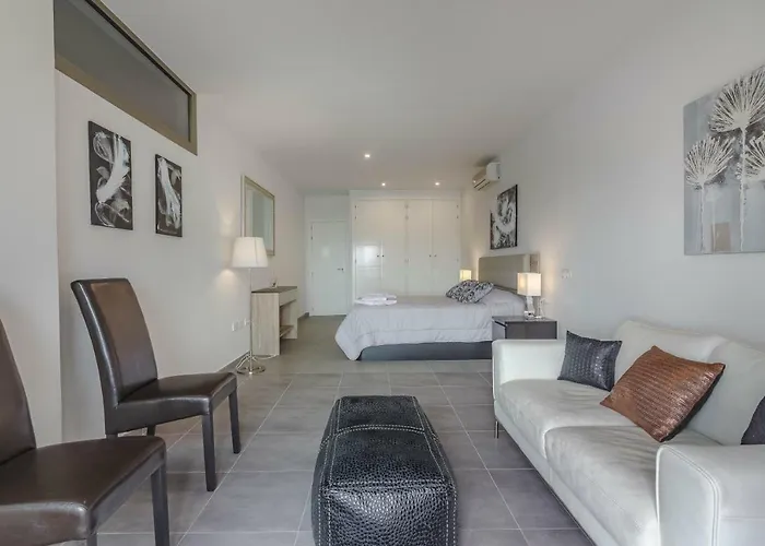 Isabella, Luxury With Heated Pool Ocean View In Adeje, Tenerife 别墅 *