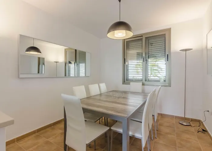 Villa Isabella, Luxury With Heated Pool Ocean View In Adeje, Tenerife Costa Adeje