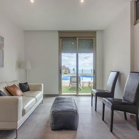 Isabella, Luxury With Heated Pool Ocean View In Adeje, Tenerife Villa