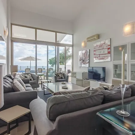 Isabella, Luxury With Heated Pool Ocean View In Adeje, Tenerife Villa *