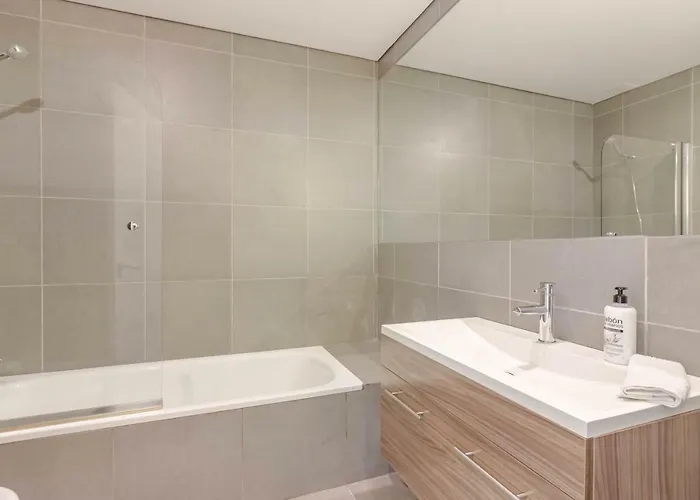 Villa Isabella, Luxury With Heated Pool Ocean View In Adeje, Tenerife