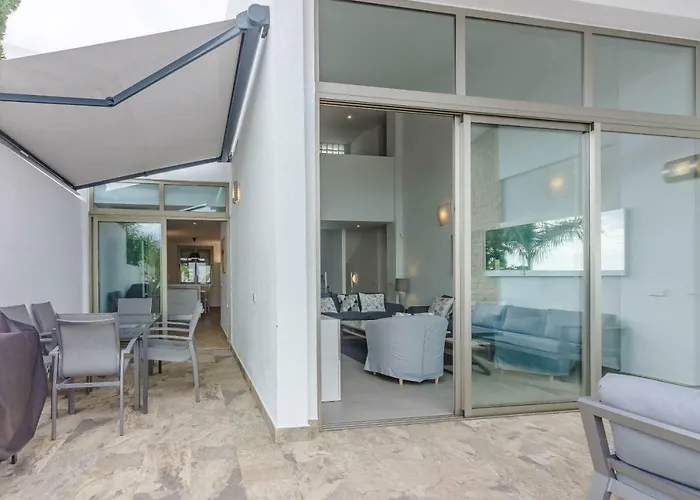 Isabella, Luxury With Heated Pool Ocean View In Adeje, Tenerife Costa Adeje (Tenerife)