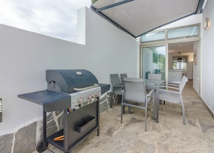 فيلة Isabella, Luxury With Heated Pool Ocean View In Adeje, Tenerife أذيخي