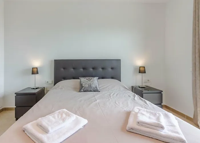 Isabella, Luxury With Heated Pool Ocean View In Adeje, Tenerife Villa *