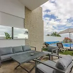 Isabella, Luxury With Heated Pool Ocean View In Adeje, Tenerife * アデヘ